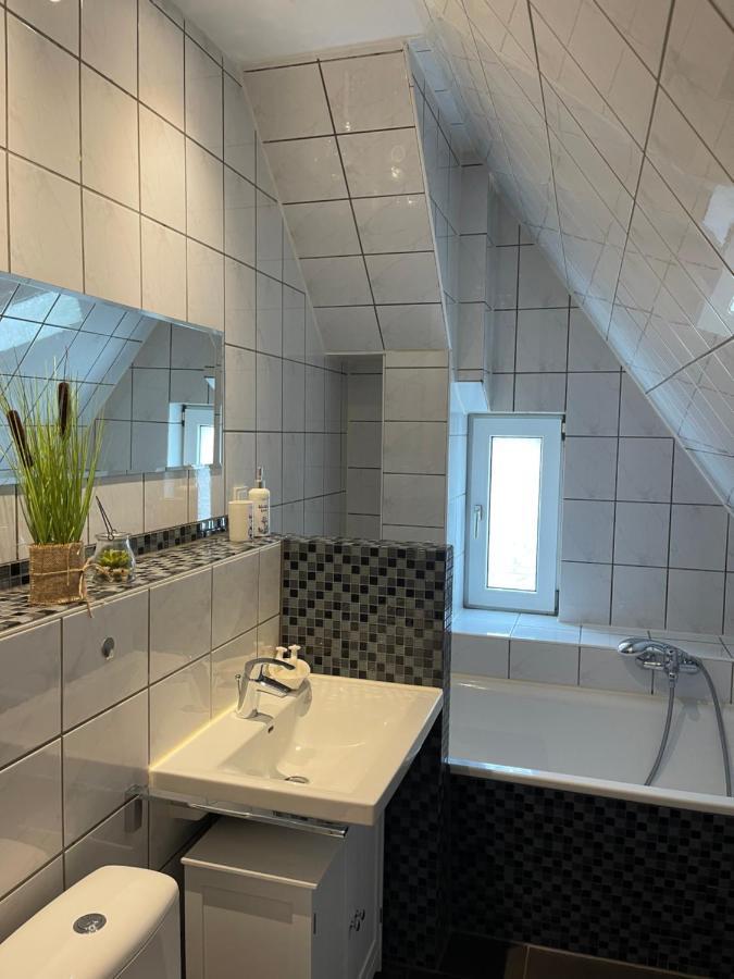 Luxury Apartment Amina Siedlung Schonwalde エクステリア 写真