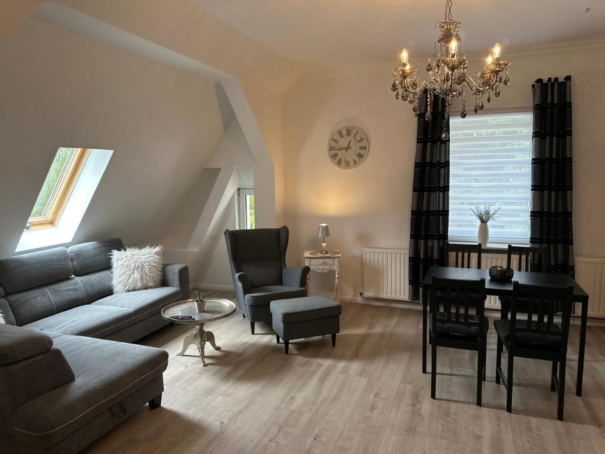 Luxury Apartment Amina Siedlung Schonwalde エクステリア 写真